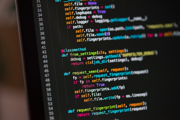 Pantalla con código de programación, A10web